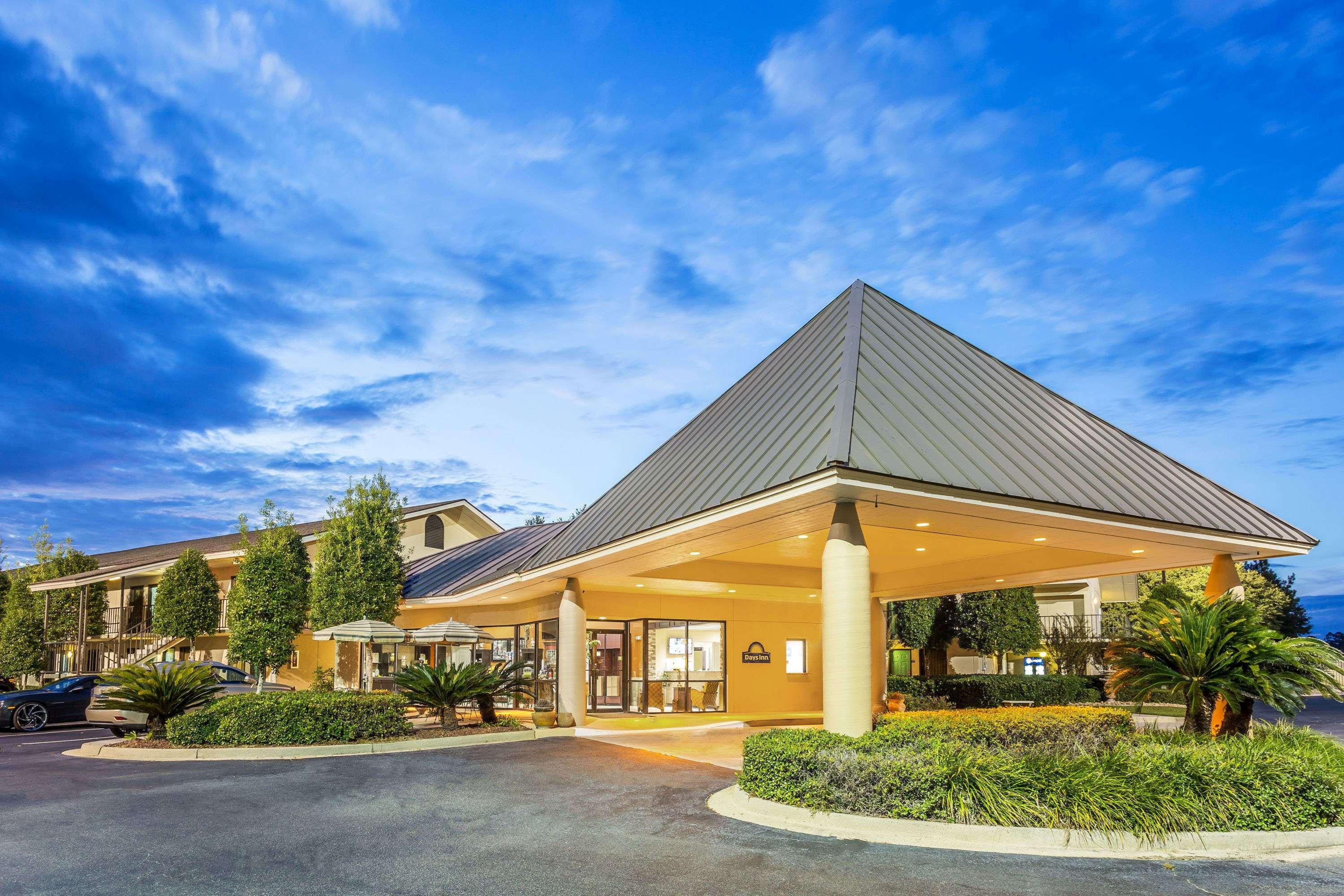 Days Inn By Wyndham Lake Park/Valdosta Екстер'єр фото